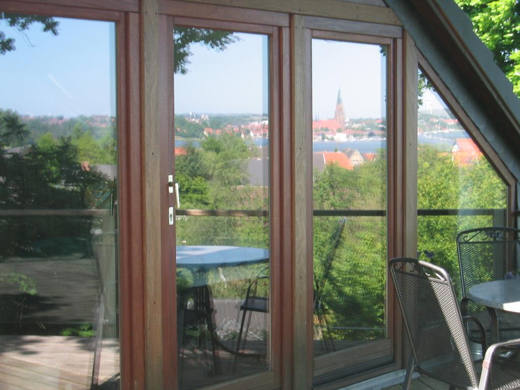 Fewofahrdorf Fahrdorf  Rum bild